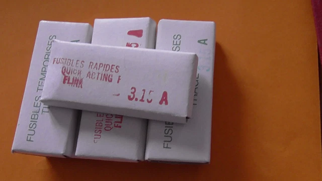10 FUSIBLES en VERRE  5x20 630mA Rapide 250V   FSP  FUSIBLE