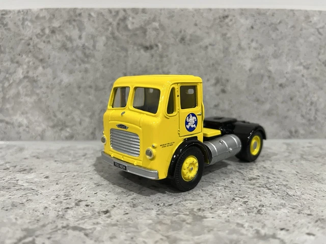 CORGI - LEYLAND Beaver Tractor Unit - Michelin - 24701 - 1:50 Scale ...