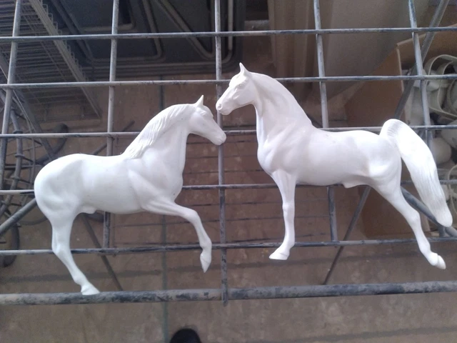 Hartland unassembled   walking horse breyer companion