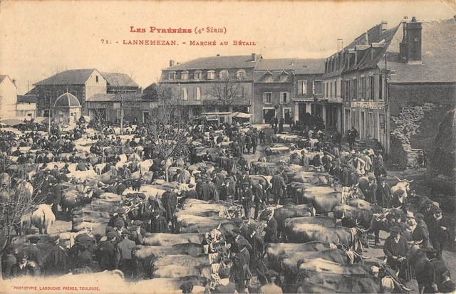 CPA TOULOUSE, RUE Alsace-Lorraine et le Comptoir d´Escompte EUR 5,00