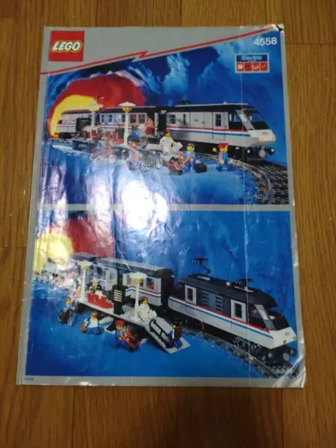 ② Lego train 60198 le transport de la voiture-grue et du tronc