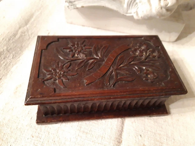 ANCIENNE BOÎTE COFFRET en bois clair epoque XIXe Vintage Box Wood