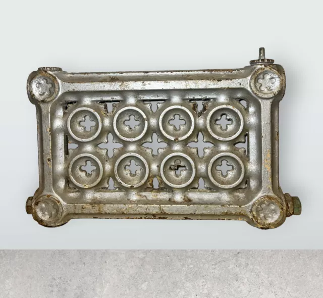 ANTIQUE CAST IRON PETITE THIN RADIATOR STEAM HOT WATER 22.5 X 14” b ANTIQUE CAST IRON PETITE THIN RADIATOR STEAM HOT WATER 22.5 X 14” b
