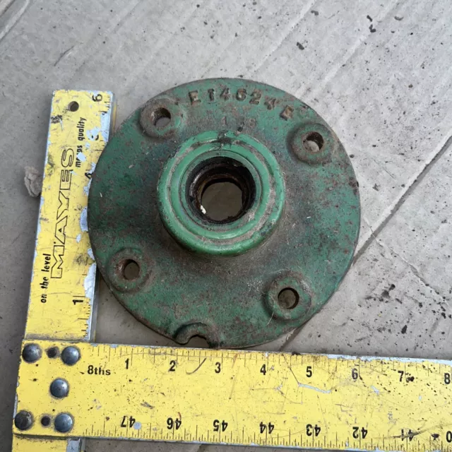 John Deere 24WS Small Baler LH Wheel Spindle E14624E