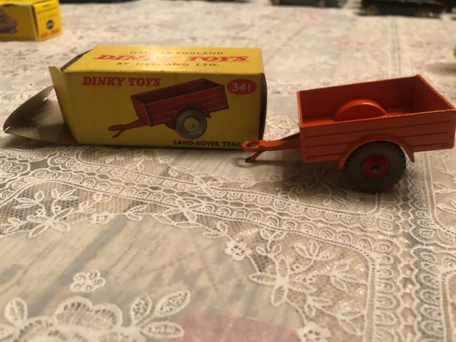 DINKY TOYS 70 REMORQUE BACHEE 4 ROUES BOITE VIDE D'ORIGINE