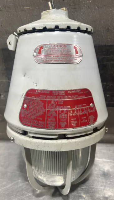 Appleton Vented Explosion Proof Lighting Fixture A-51 Series. NO BULB. Used