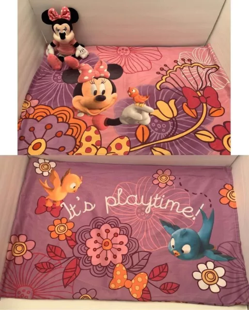 Funda de almohada ""It's Playtime"" de Disney Minnie Mouse y peluche Minnie 2017