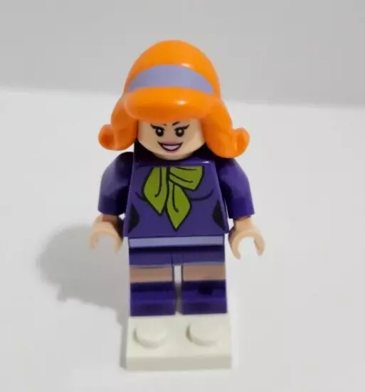 LEGO SCOOBY-DOO: DAPHNE Blake Minifigure MYSTERY MANSION, 2015, 75903 ...