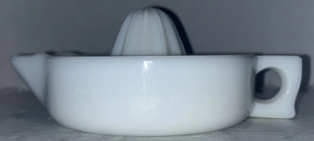 Vintage SUNKIST White Milk depression Glass Juicer Citrus Reamer Made in USA
