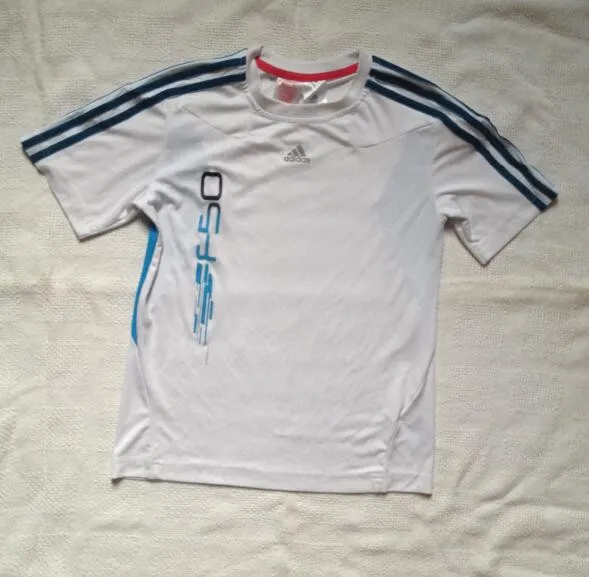 Maillot de Sport Foot F50 ADIDAS, taille 12 ans