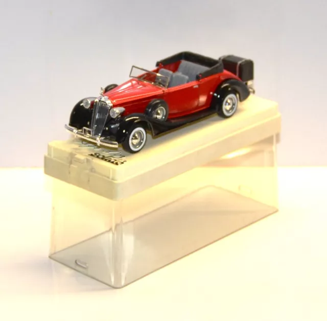Solido "Age d'Or" - E:1/43. Packard Super Eight 1937 - Cabriolet. Réf. 4099.