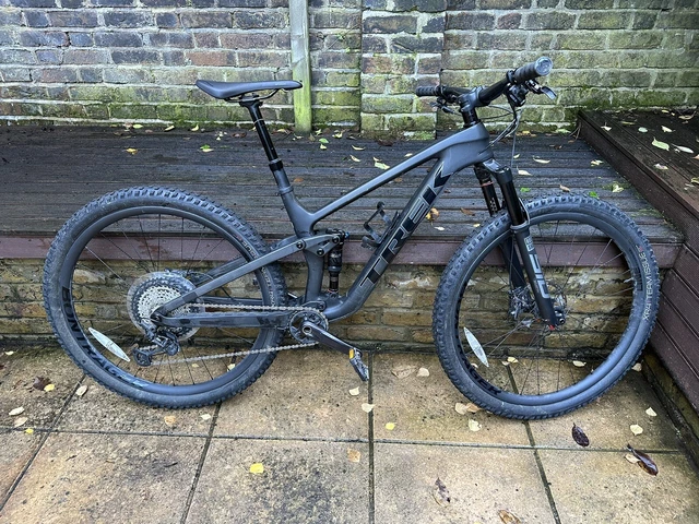 Trek top deals fuel 9.8 2009