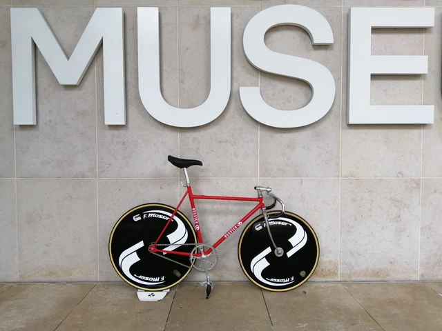 Takhion track bike 2025