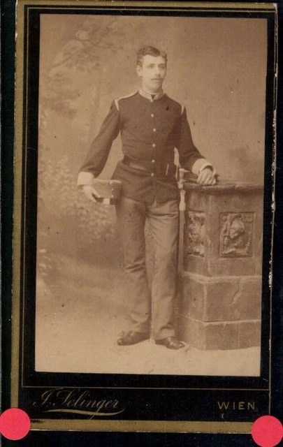 411559,CDV K.K. Armee Soldat Uniform Portrait pub Atelier Selinger Wien