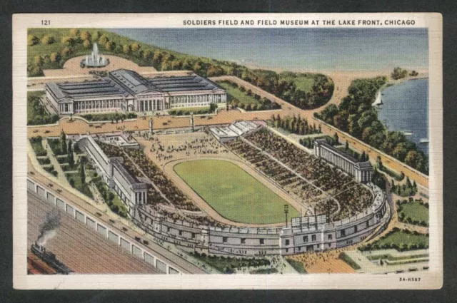 Soldiers Field & Field Museum at Lake Front Chicago IL postcard 1930s
