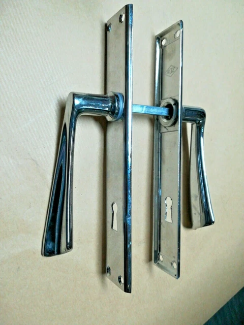 Conchiglia da incassare - Maniglie esterne per porte-finestre - Hager
