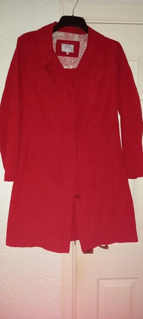 Per una red coat sales