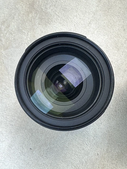 Nikon AF-S NIKKOR 28-300mm f/3.5-5.6G ED VR Objectif 2