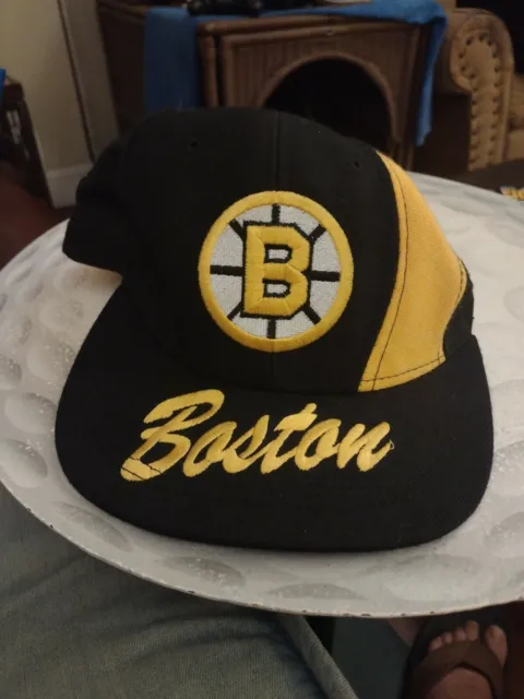 Boston Bruins Hat Cap Snapback Vintage NHL Hockey CCM Retro Black