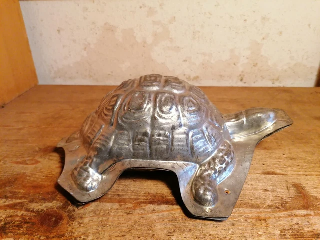 alte schöne Schokoladenform chocolate mold