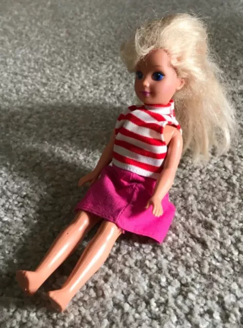 Barbies sister 1987 Stacie Doll 8 inch Blonde hair Vintage