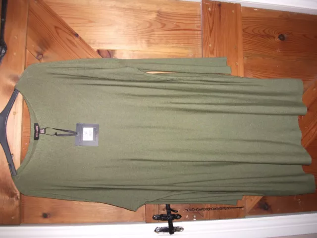 BNWT Stunning ladies dress