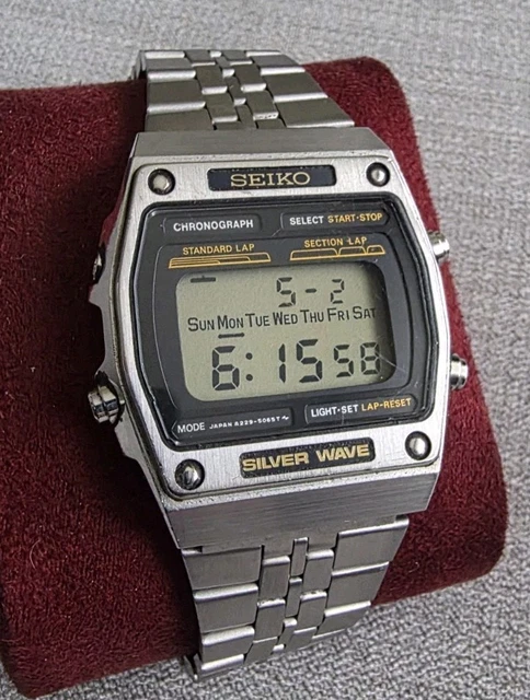 VINTAGE DIGITAL SEIKO A229 5050 Silver Wave Watch £239.99
