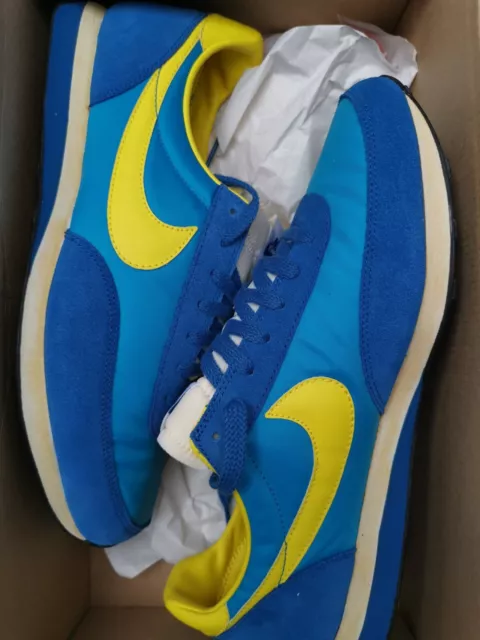 Nike tailwind 2018 hotsell
