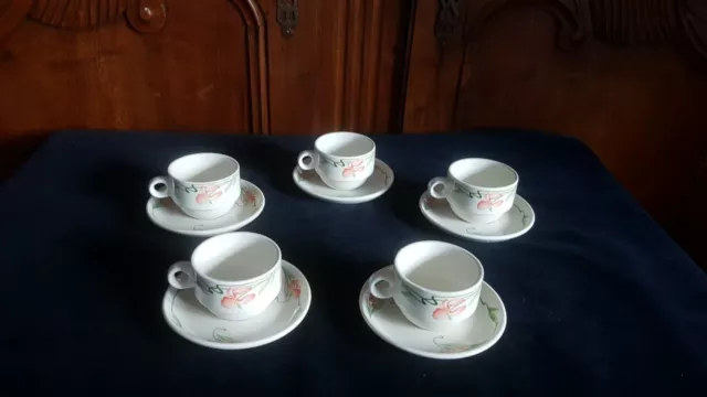 5 Tasses à café Villeroy et Boch modèle Miami TBE.