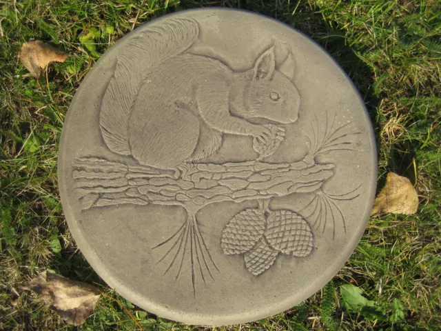 Stepping stones (squirrel) garden ornament|57other designs in my shop!