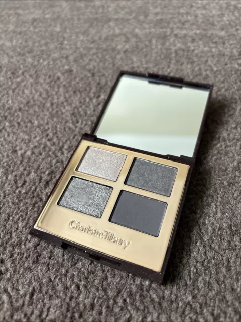 Charlotte Tilbury The Rock Chic Luxury Makeup Palette Eyeshadow Colours