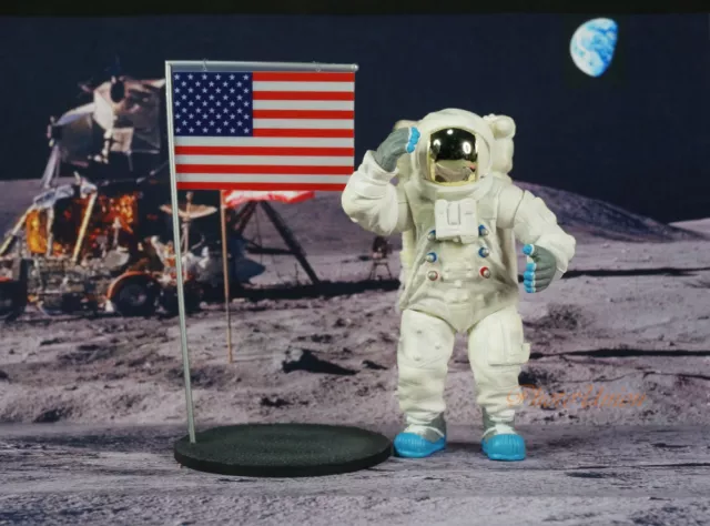 K1176 C Apollo 11 Lunar Landing Space Astronaut Neil Armstrong 1:18 Figure Model 3