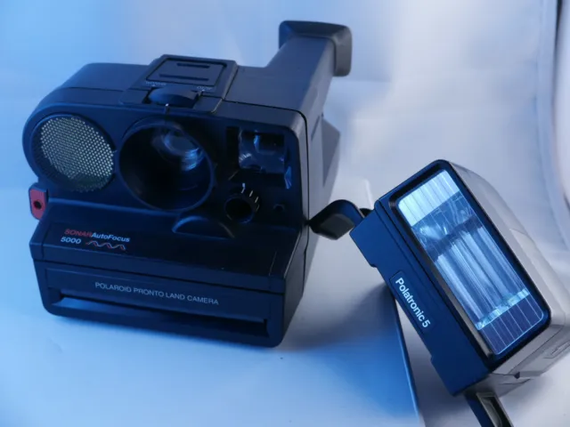 Polaroid 5000 Sonar Autu Focus Pronto Land Camera u. Blitz
