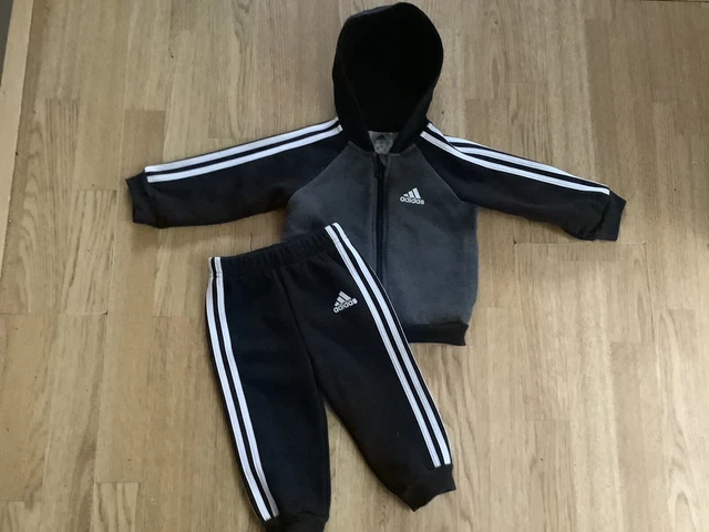 Childrens black deals adidas tracksuit