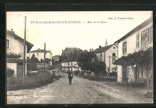 CPA St-Maurice-les-Chateauneuf, Rue de la Gare, street view
