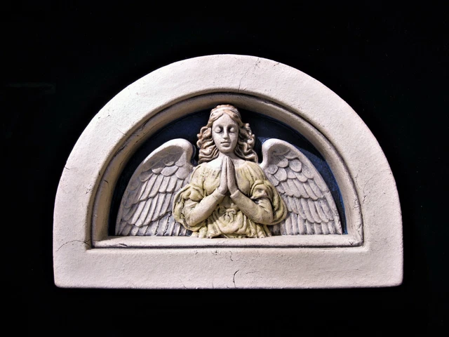 Angel  Arch    Garden   Arts & Crafts  Gothic Ellison Tile 5