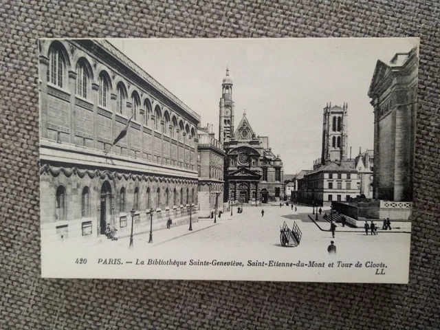 Cpa Paris La Biblièque Ste Geneviève St Étienne Du Mont Et Tour De Clovis