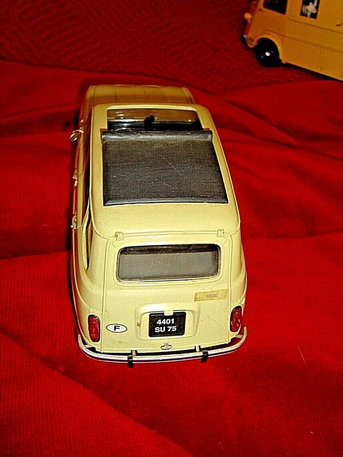 Ancienne Renault 4L-1954-Solido Echelle 1/18-Decapotable Couleur Sable 4