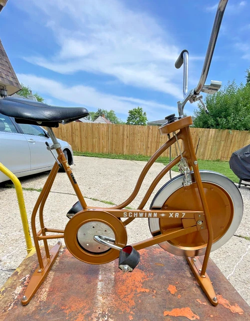 VINTAGE 1982 SCHWINN XR 7 Gold Stationary Exercise Bike Excellent