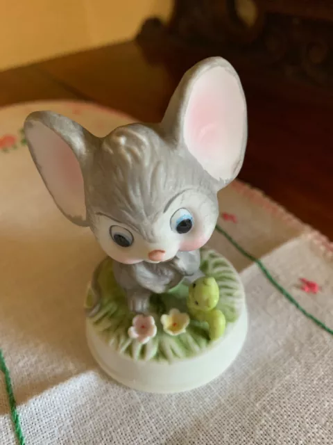 Vintage NAPCO Mouse & Inchworm Flowers 9447 Taiwan