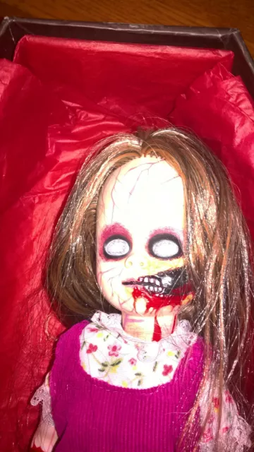 Living dead dolls Dawn Série 9 Series Doll 3