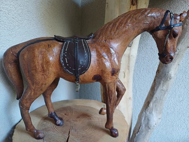 Jouet Cheval Ancien – Poney En Cuir Cousu Main, Collection