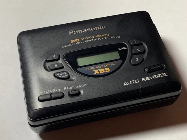 PANASONIC RQ-V187 WALKMAN XBS Extra Bass System AM FM Radio