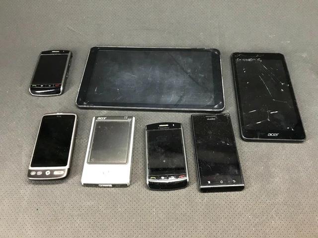 Lot de cinq smartphones et deux tablettes ACER,BLACKBERRY,HUAWEI,HTC,LOGICOM Lot de cinq smartphones et deux tablettes ACER,BLACKBERRY,HUAWEI,HTC,LOGICOM