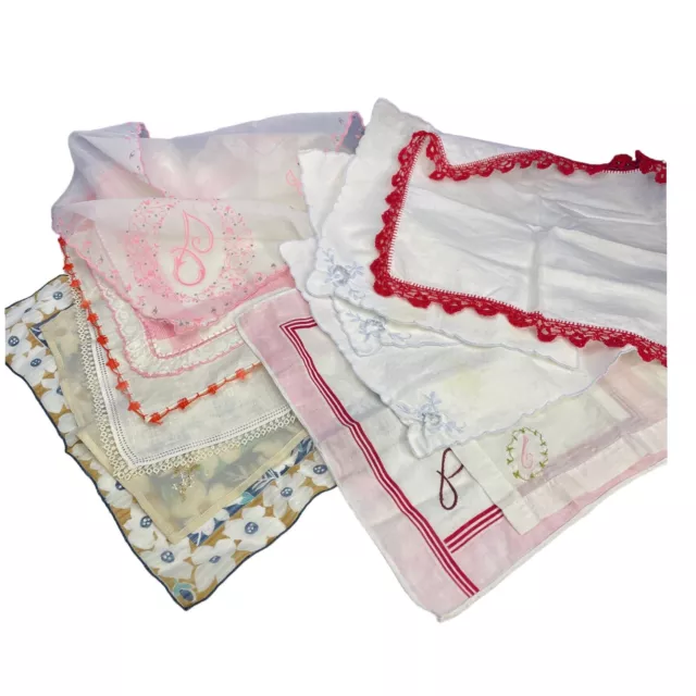 Women's Hankies Embroidered Flowers Handkerchief Vintage Lot of 12 1940s