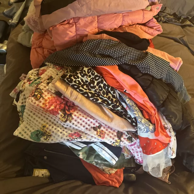 Huge JOBLOT OF GIRLS CLOTHES AGE 6-7-8-9 YEARS INCL. NEXT And Other Top Brands