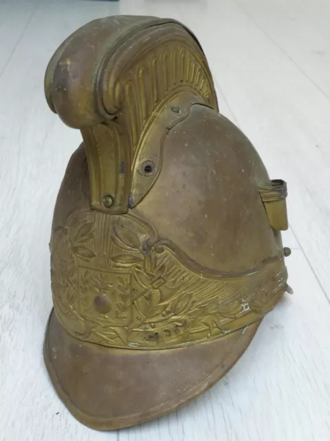 Casque de Sapeur Pompier ancien / à identifier