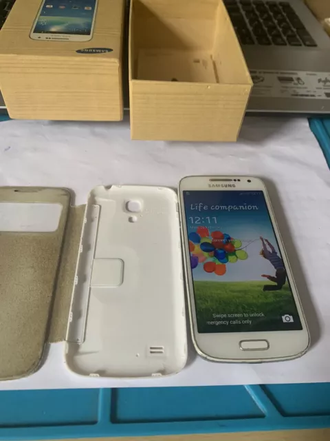 Samsung Galaxy S4 Mini 8GB GT-I9195 Android 8MP AMOLED 4G Smartphone Unlocked