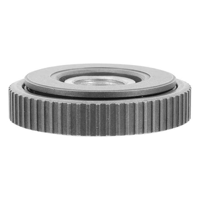 Grinder In Plastica 3 Parti &ndash; Erba, Tabacco &ndash; Forma Denti Di Squalo (Colore Casuale)
