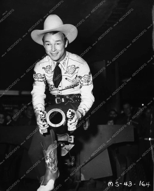 8174-17 Roy Rogers at live show for the kids 8174-17 8174-17